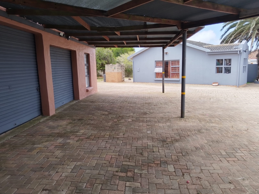 3 Bedroom Property for Sale in Heiderand Western Cape
